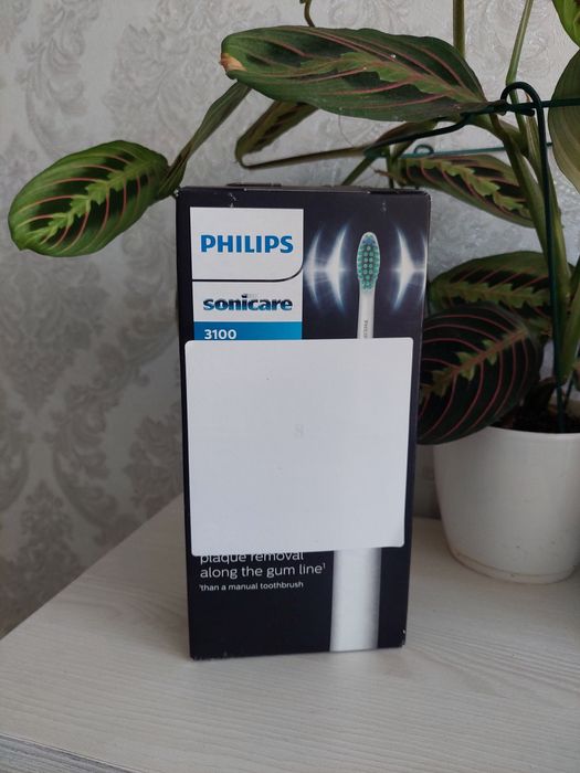 Електрична зубна щітка PHILIPS Sonicare 3100 HX3671/13