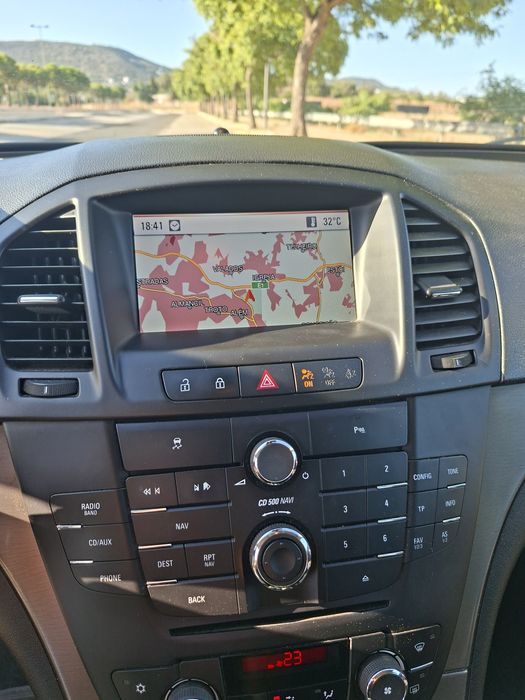 Opel insígnia 1.6 gasolina com 160.000klm