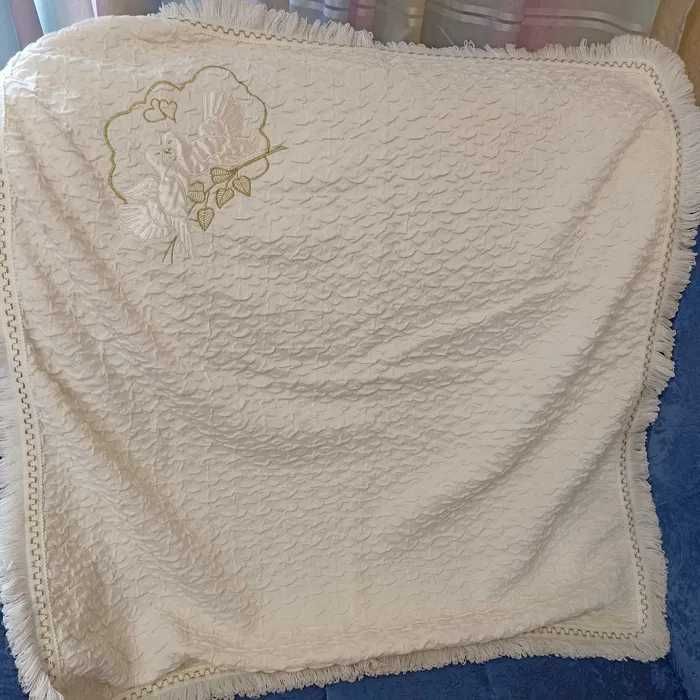 Ковдра, простирадло, плед на виписку чи хрещення