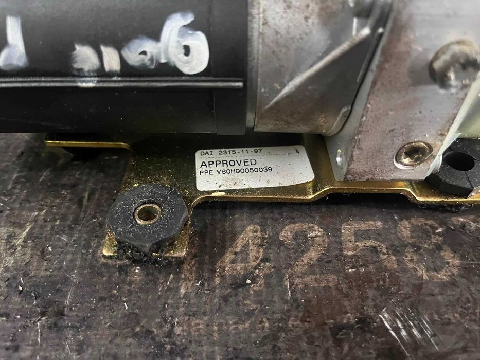 Motor hidraulico da capota VW GOLF IV 4 CABRIO DESCAPOTAVEL 1E0871791A