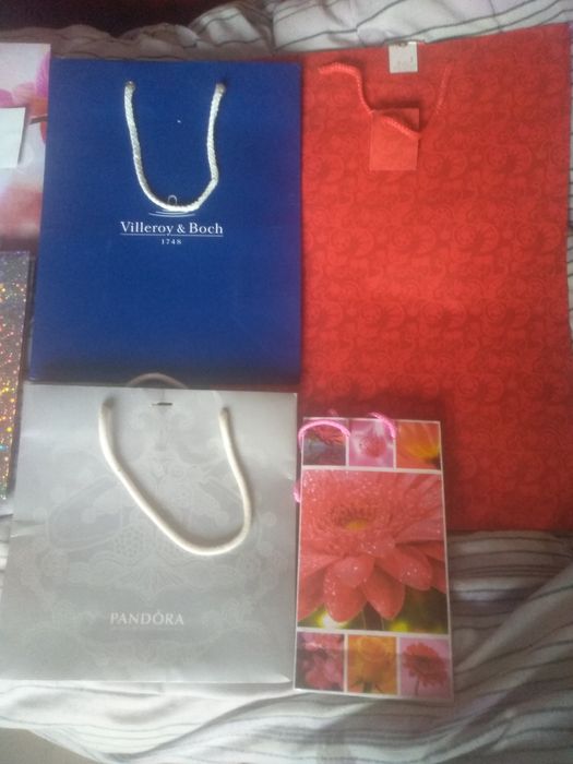 Пакети на подарунки