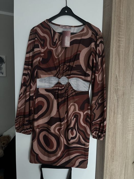 Brązowa nowa z metką sukienka we wzory somebody else s