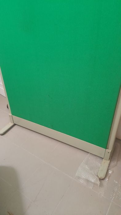 Biombo ou divisória em ferro dupla face