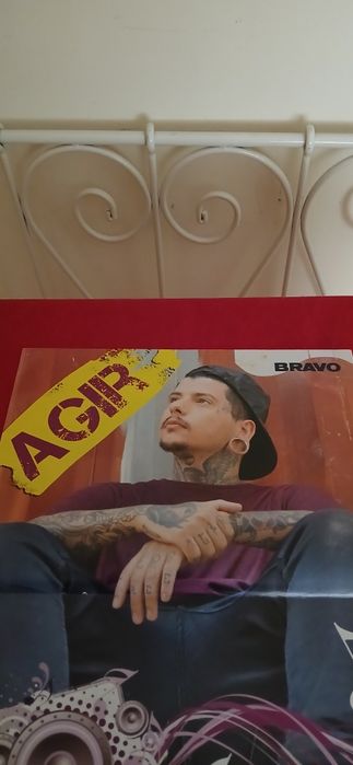 Poster Agir, novo