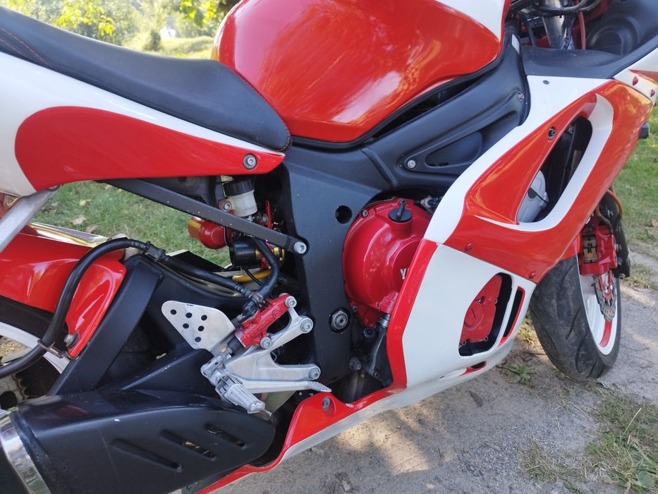 Продам Ямаху Р6 в гарному стані