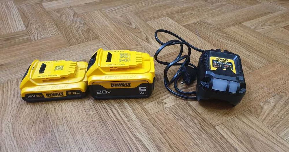 акумуляторний інструмент DeWalt