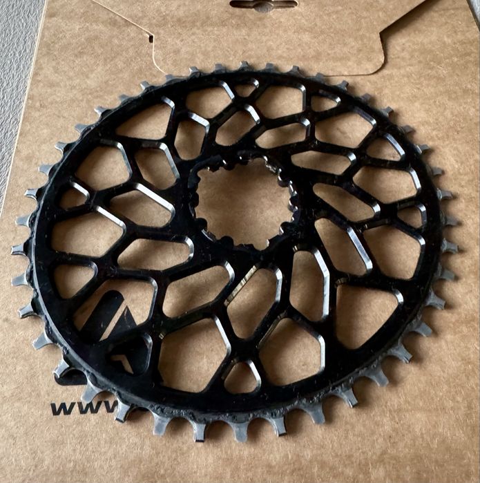 Zębatka AbsoluteBlack 42T | SRAM Direct Mount | CX1 | Oval / Owalna