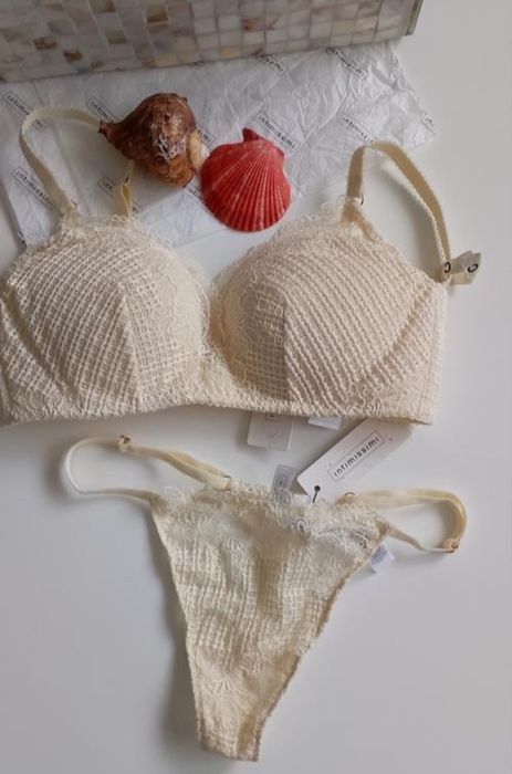 Новий комплект Intimissimi Sweet Heritage Italia