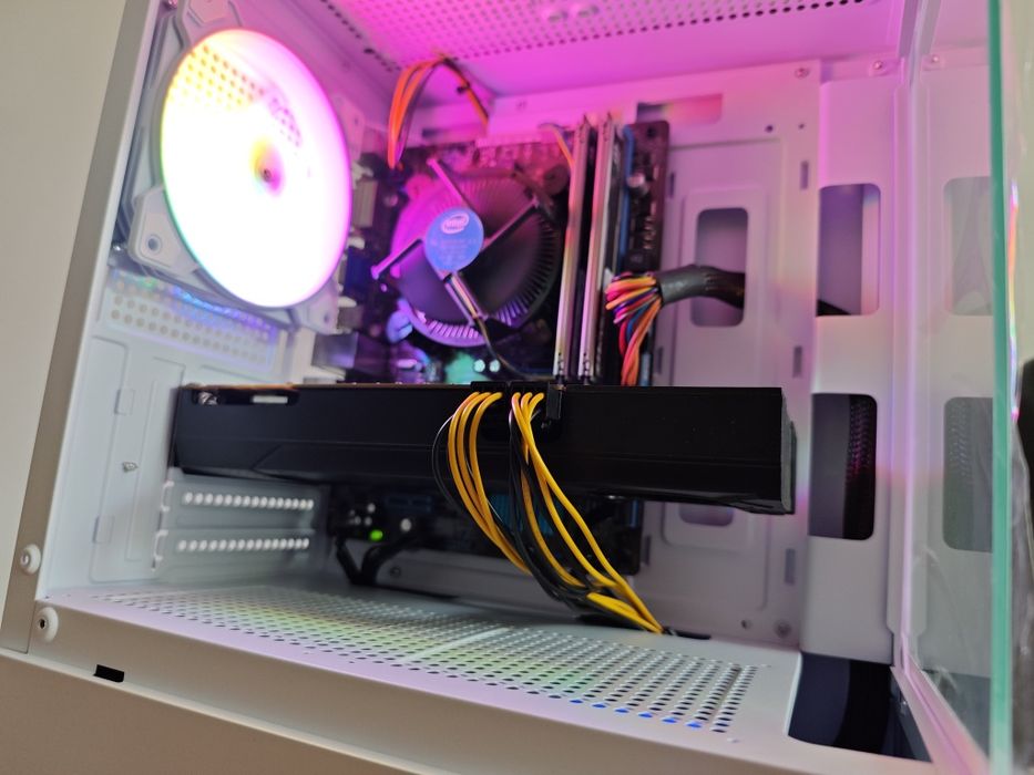 Komputer gamingowy Intel i5 GTX 970 SSD RGB e-sport akwarium