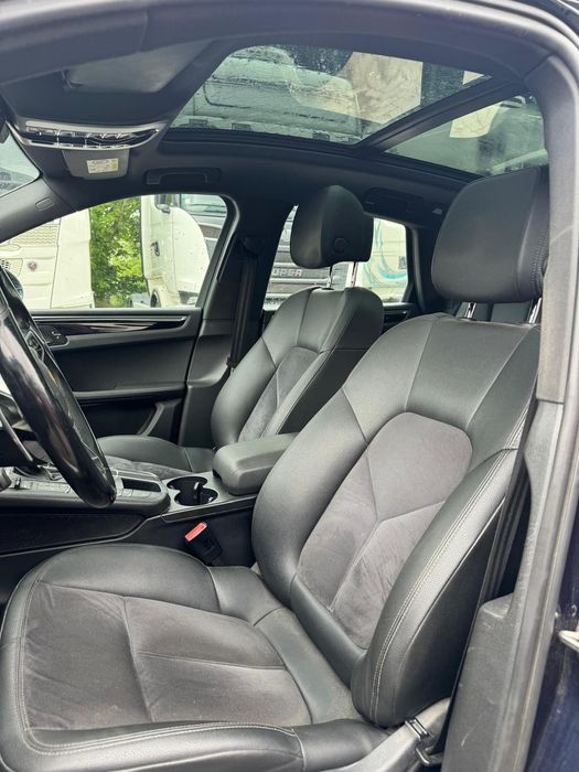 Porsche Macan full options
