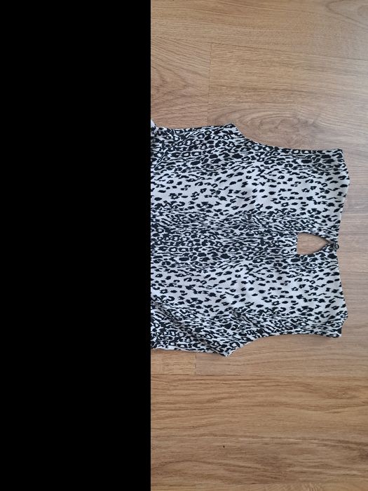 Elegancka bluzka z baskinka Oasis panterka