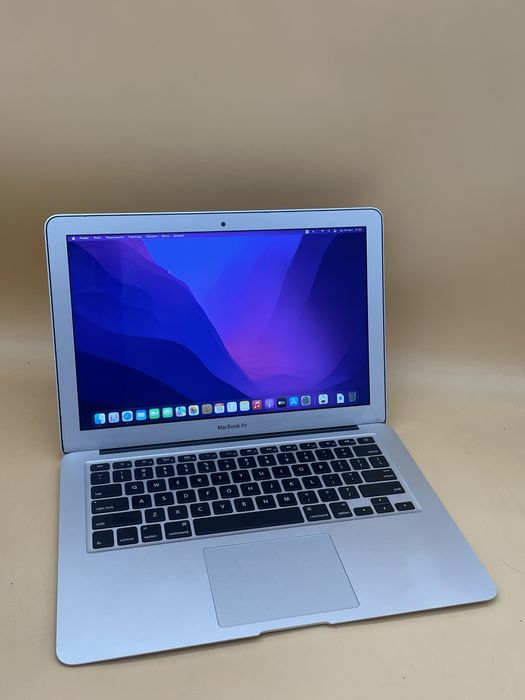 Macbook air 256 gb ssd i5 2011