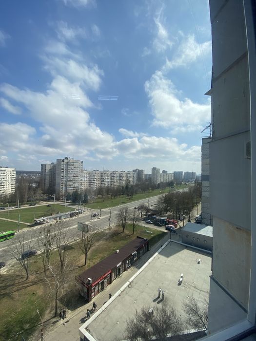 Продам 4 квартиру, пр. Л. Свободы 39, м. « Победа»