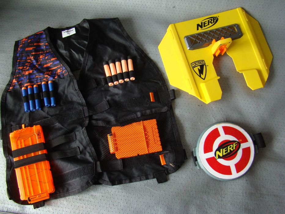 Аксессуар к бластеру NERF N STRIKE .