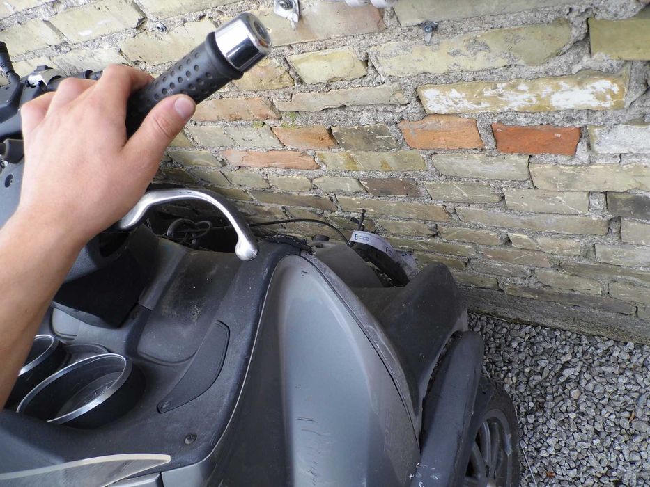 PIAGGIO MP3 125 cały przód lagi czasza lampa stelaż komplet