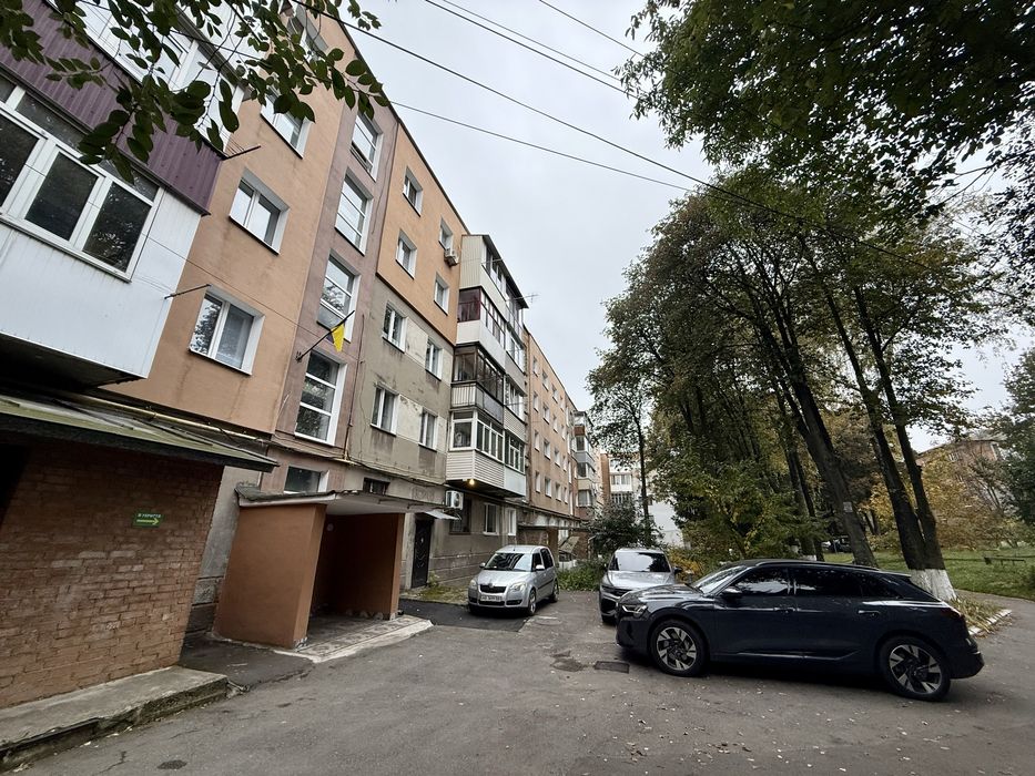 Продаж квартири по вулиці Антонова