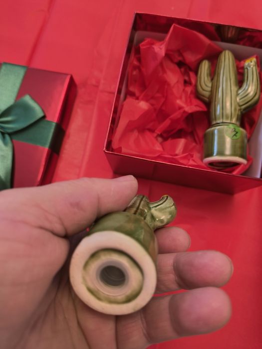 Pimenteiro e Saleiro em porcelana