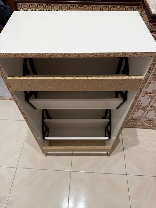 Sapateira Bissa Ikea