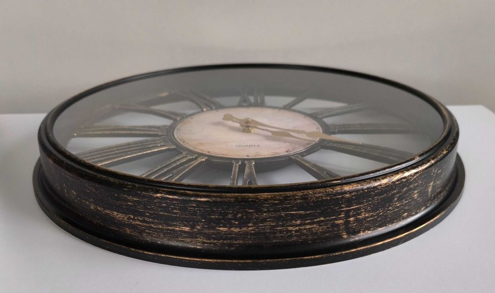 Zegar ścienny w stylu retro, 40 cm, nietykający