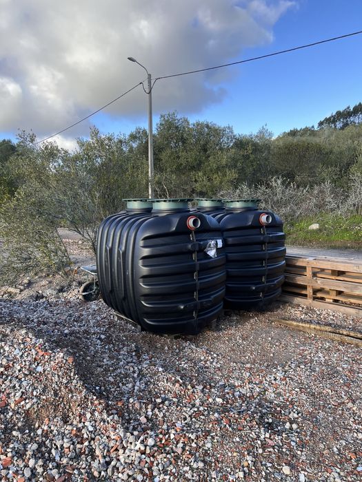 Fossa setica com filtro 2000L Nova nao usada