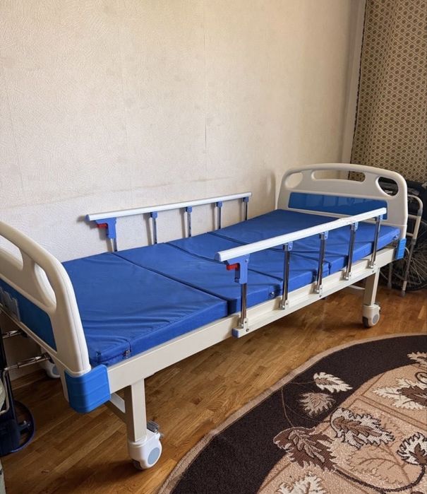 Ліжко медичне Кровать медицинская