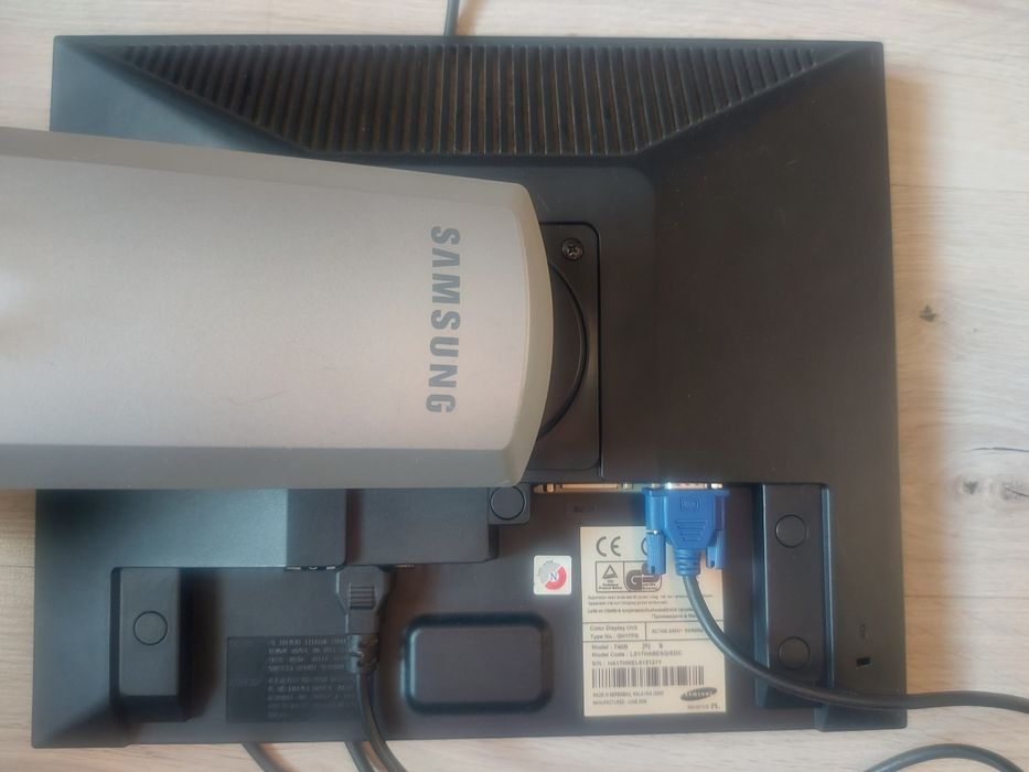 Monitor Samsung SyncMaster 740B