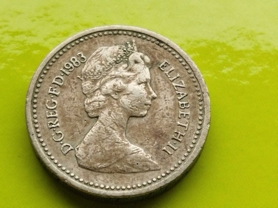 Moeda one pound, 1983