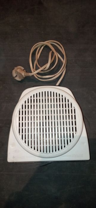 Автотрансформатор  ''АРБ-250''. Потужність - 250 Вт.