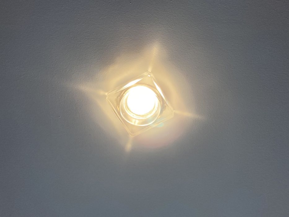 Projetor de iluminação ja com lampada led incluida
