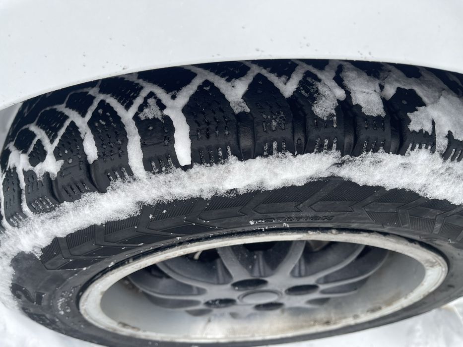 Продам автомобіль полностью робочим состояние