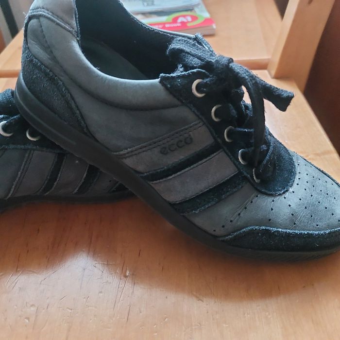 Buty chłopięce 35