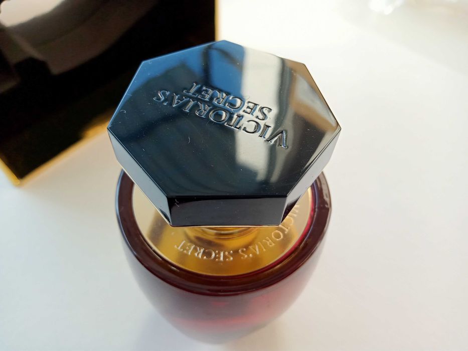 Victoria's Secret Very Sexy eau de parfum 49 мл Б/У парфюм Вери Секси