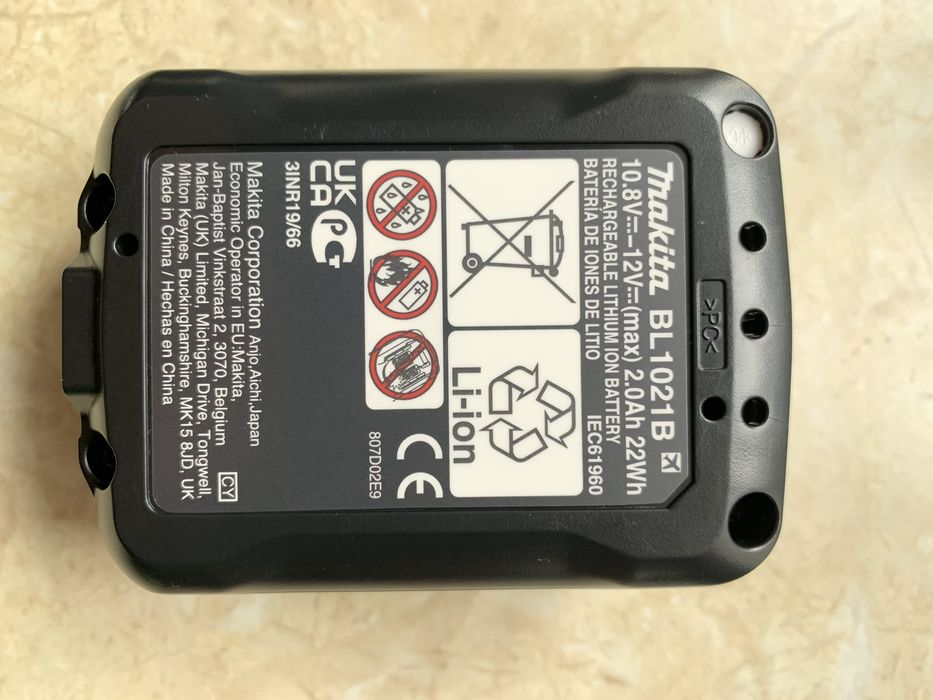 Акумулятори Makita BL1815N BL1021B