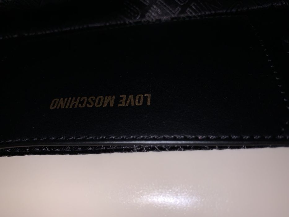 Mala nova Love Moschino