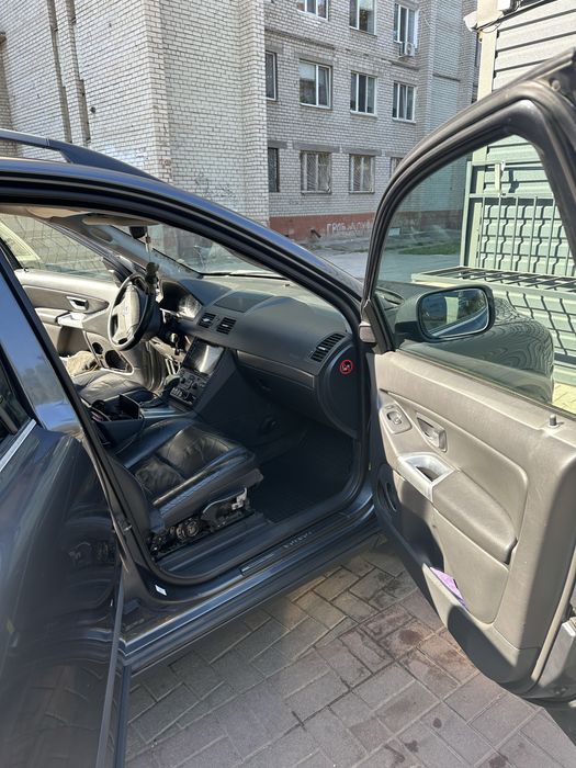 Продам VOLVO XC-90