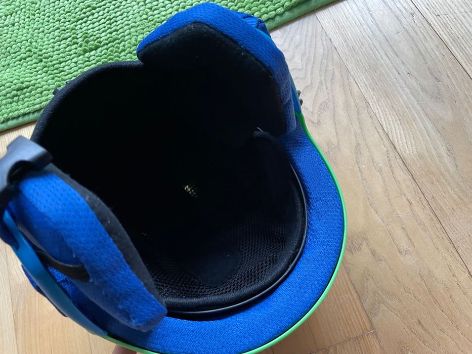 Kask narciarski dzieciecy