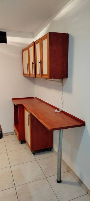 Komplet mebli kuchennych - stan bardzo dobry