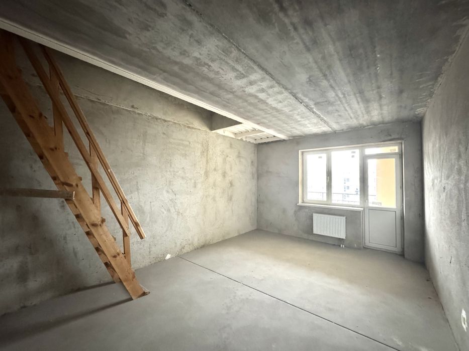 Продаж пентхауса в ЖК Рівьера з видом на реку