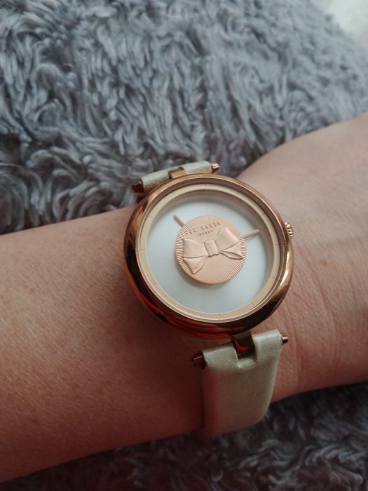 Ted Baker Andrea zegarek damski
mechanizm: kwarcowy
rodzaj: an