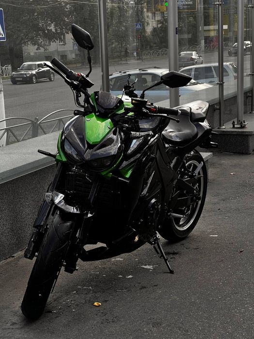 Електромотоцикл Kawasaki Z1000