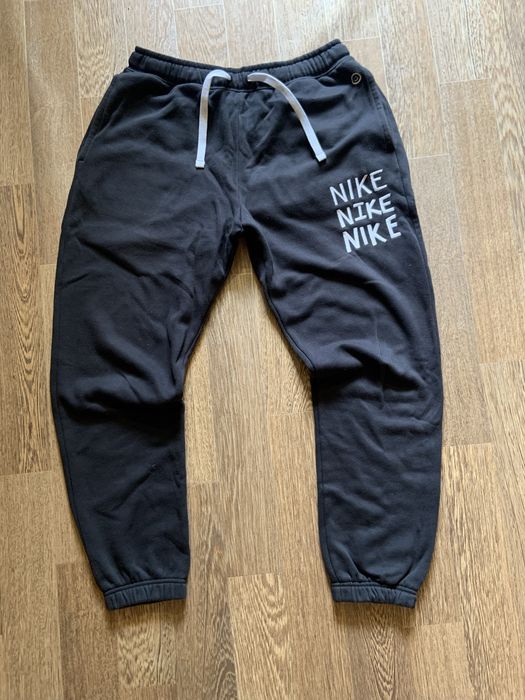 Штани “nike” розмір М