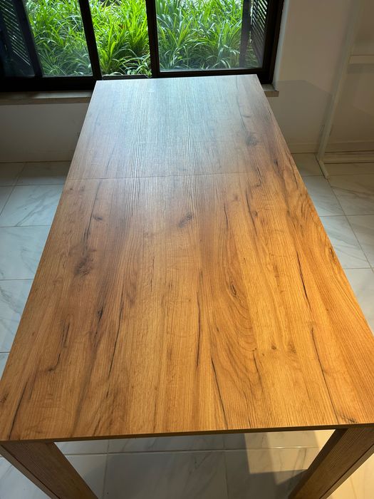 Mesa de jantar grande