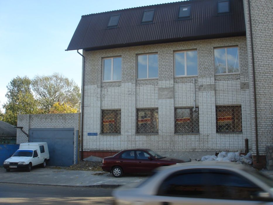 Megapolis plus пропонує покупку окремої будівлі під бізнес