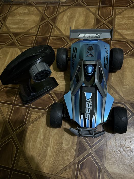 Радіокерований всюдихід Seek Concept