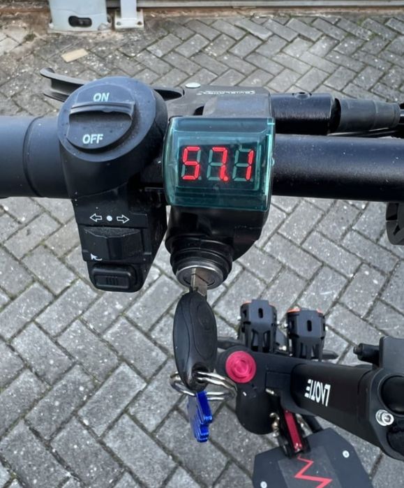 Trotineta Laotia T30 dual motor