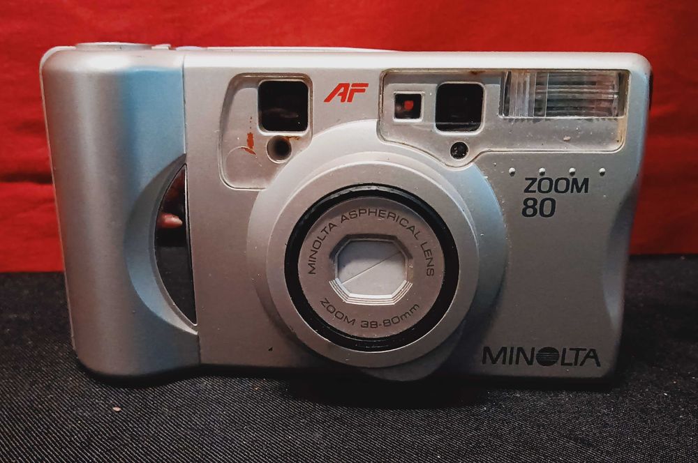 Camera Minolta Zoom 80 35 mm