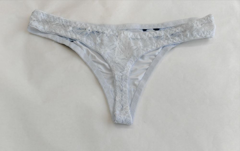 Stringi damskie L