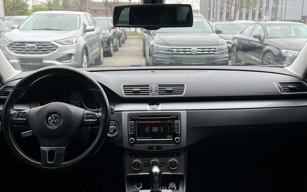 Volkswagen Passat 2013
