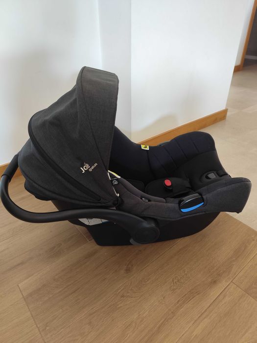 Base auto + babycoque joie