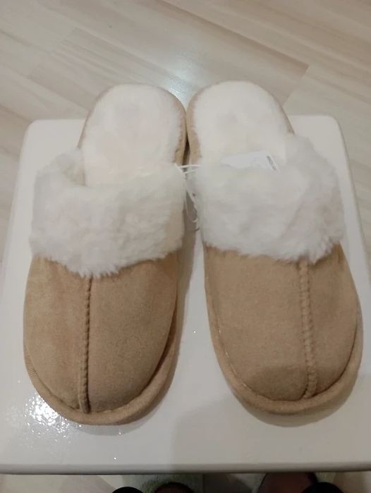 Kapcie damskie rozm 40/41 nowe